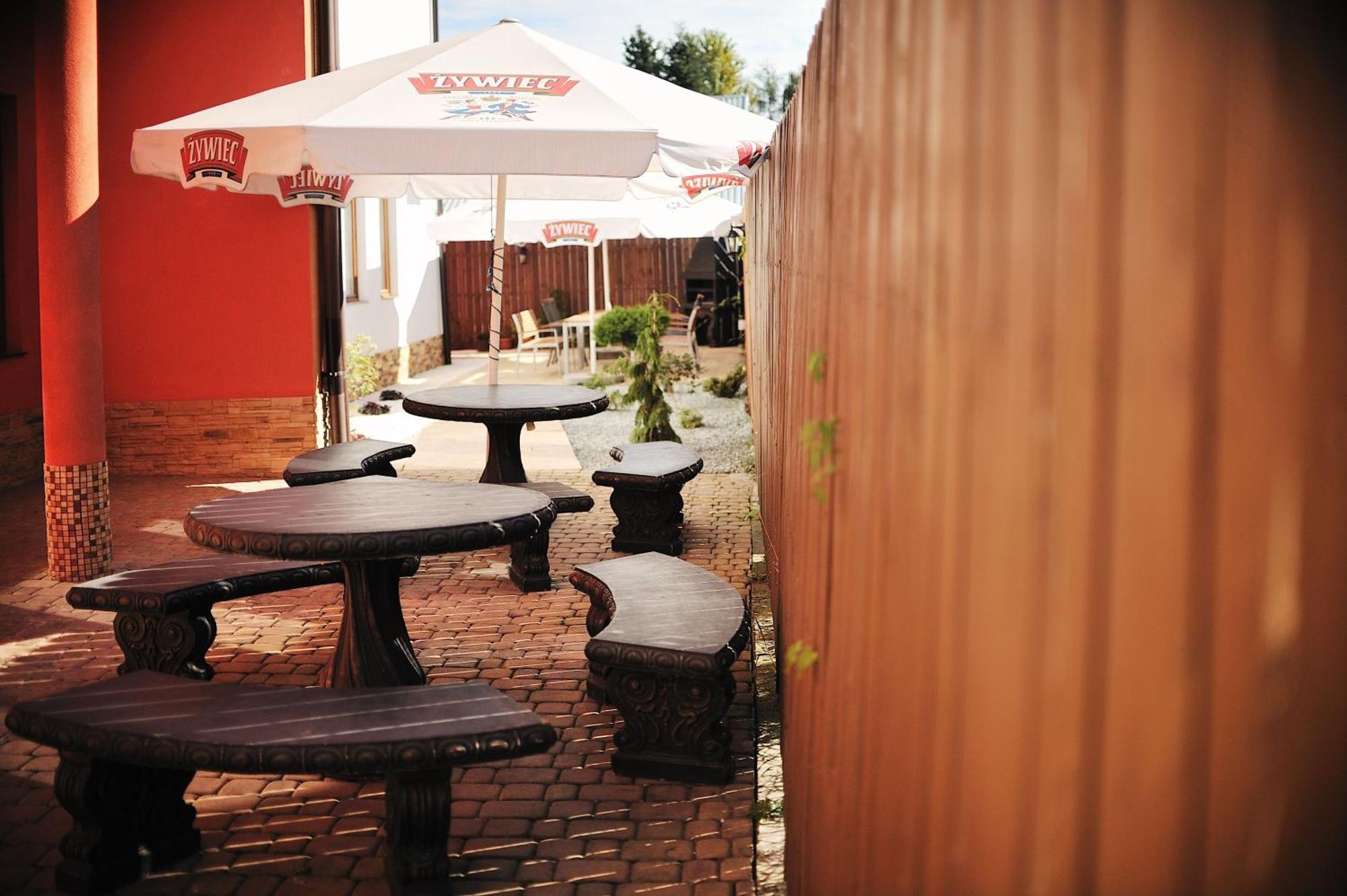 Hotel Restauracja Twist Krosno Bagian luar foto